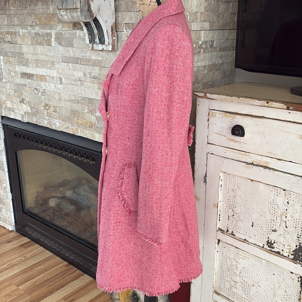 Cabi Madison Avenue pink tweed double breasted coat fringe hem gold hardware - Picture 9 of 16